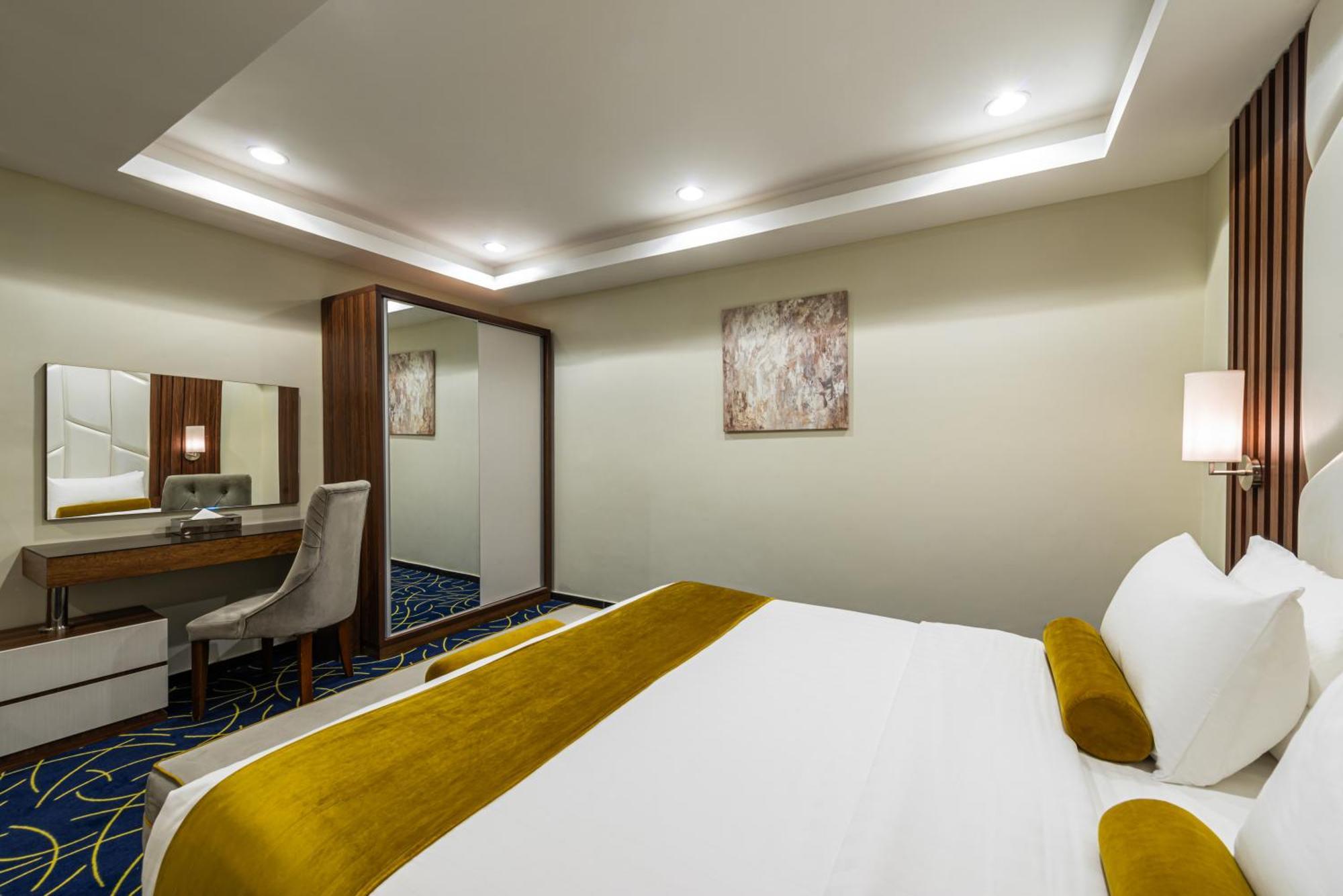The Palace Hotel Suites Khamis Mushait Exterior foto
